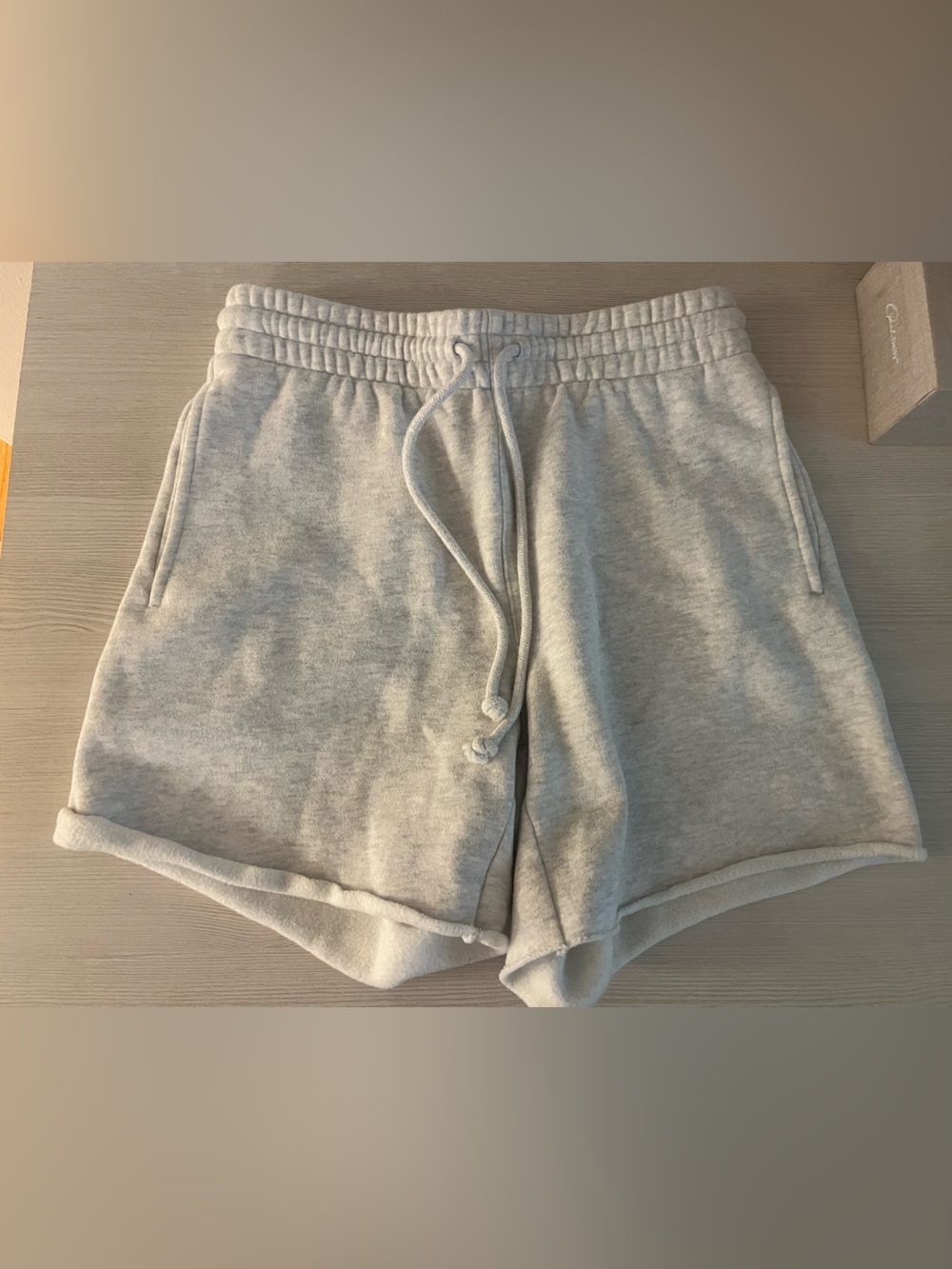 Aritzia TNA Cozy Sweatfleece Short